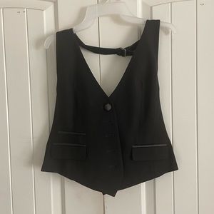 Express Vest